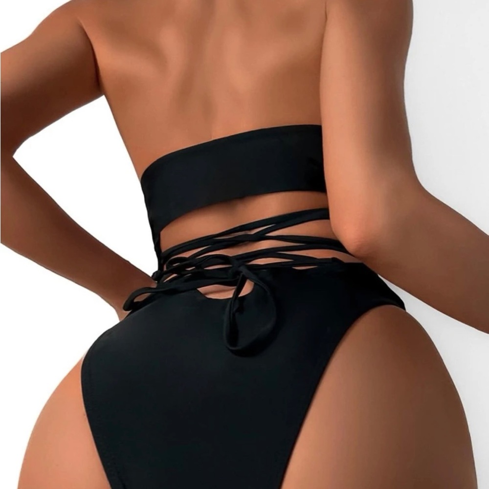 Solid Halter One Piece - Picture 4 of 4
